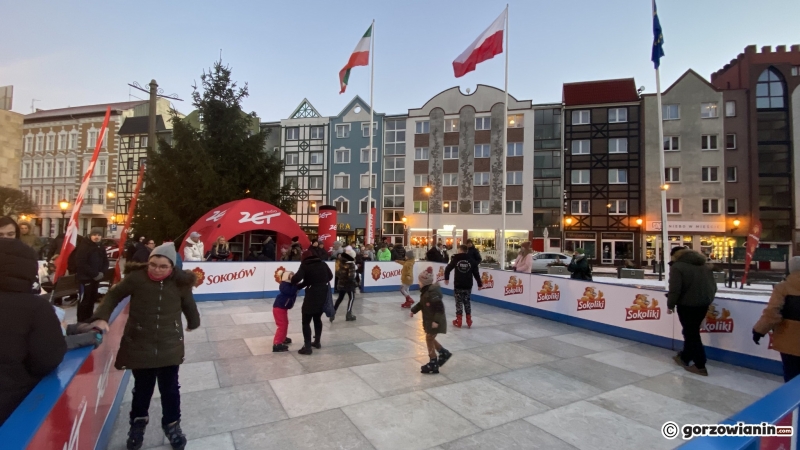 4/9 Zimowe szaleństwo na Starym Rynku