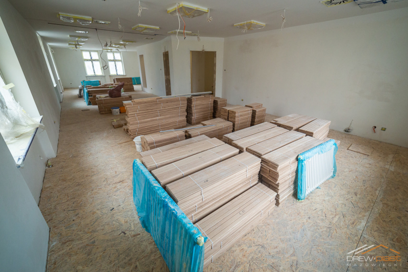 13/24 Remont willi Jaehnego na ostatniej prostej