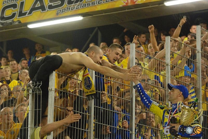 62/112 Unibax Toruń - Caelum Stal Gorzów 50:40