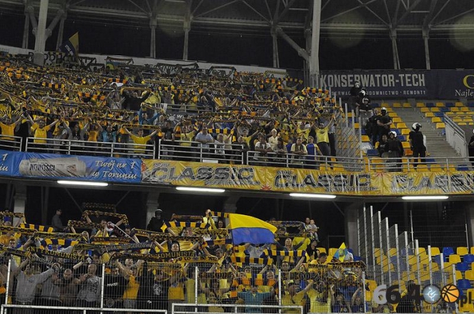 105/112 Unibax Toruń - Caelum Stal Gorzów 50:40