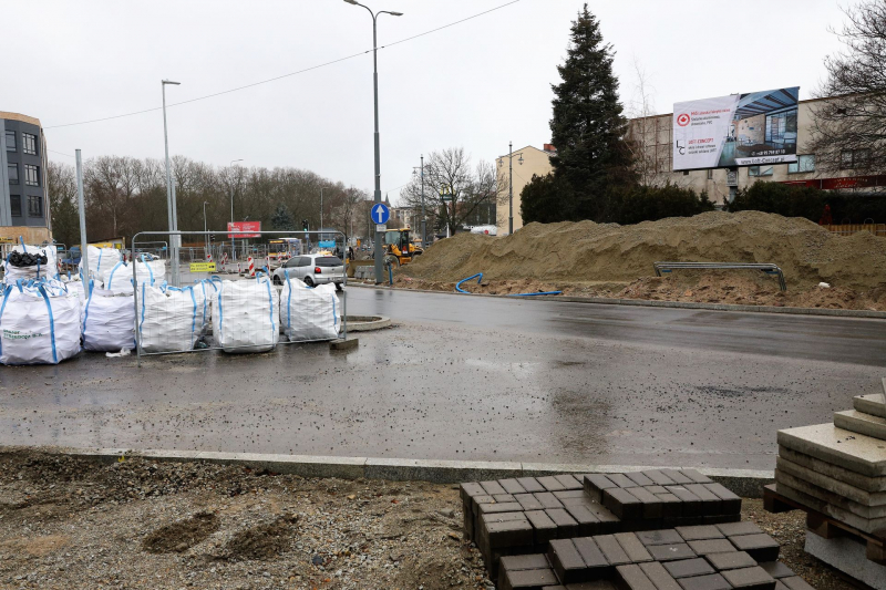 4/17 Postęp prac na Chrobrego - luty 2022