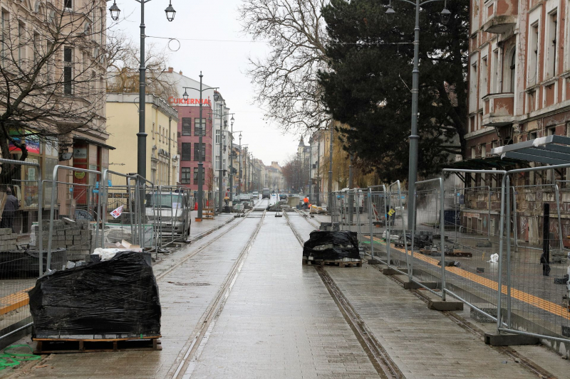 11/17 Postęp prac na Chrobrego - luty 2022