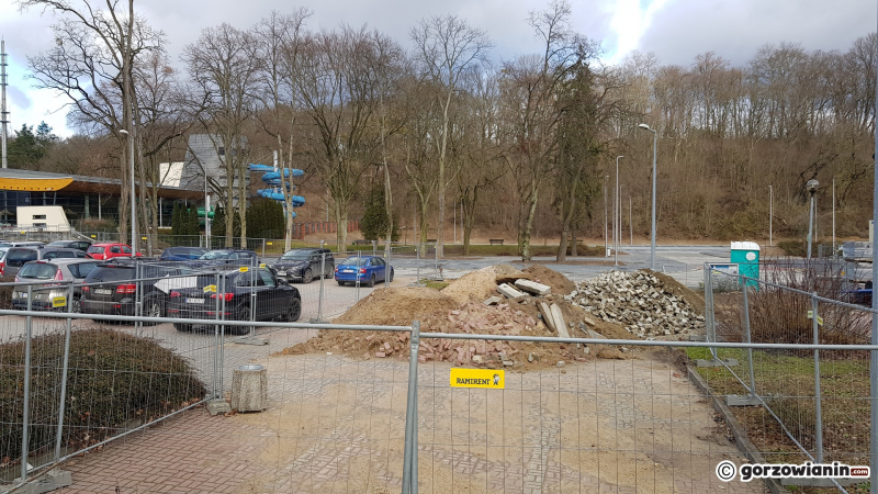 3/7 Nowy parking i zmiany przy Słowiance