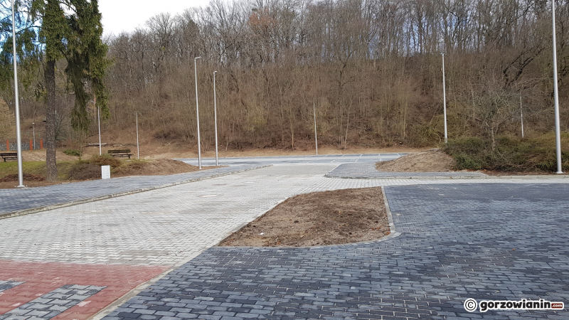 4/7 Nowy parking i zmiany przy Słowiance