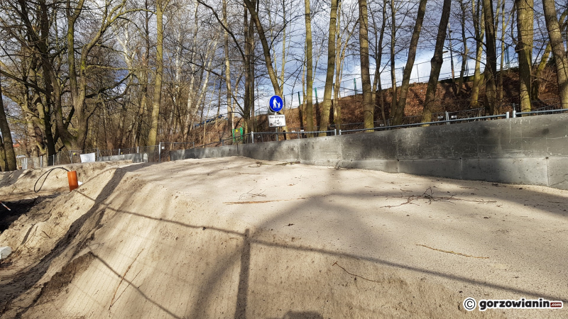 3/10 Prace przy ścieżce nad Kłodawką koło stadionu LA