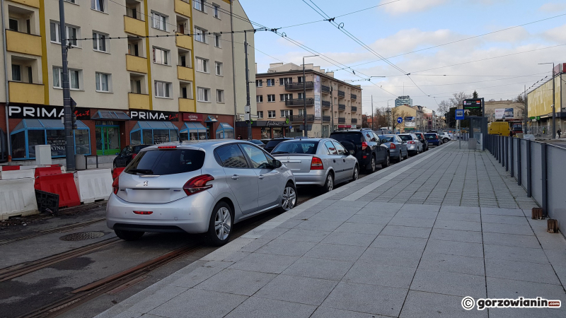 7/8 Parkowanie przy ul. Chrobrego w centrum Gorzowa