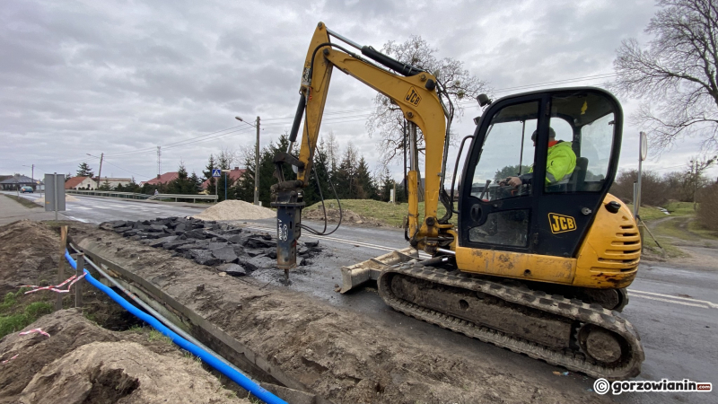 7/7 Zamknięty most w Łupowie. Ruszyły prace