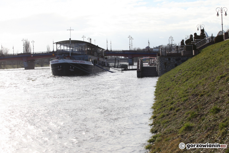 14/14 Stan alarmowy na rzece Warcie przekroczony