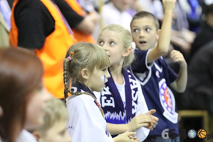 22/48 KSSSE AZS PWSZ Gorzów - Artego Bydgoszcz 67:57