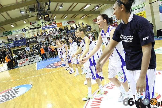 42/48 KSSSE AZS PWSZ Gorzów - Artego Bydgoszcz 67:57
