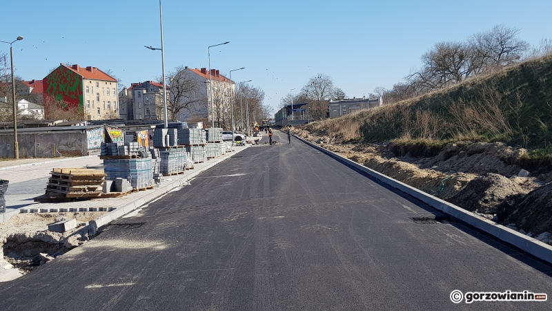5/15 Budowa nowego odcinka ul. Spichrzowej - marzec 2022