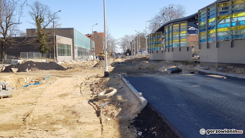 10/15 Budowa nowego odcinka ul. Spichrzowej - marzec 2022
