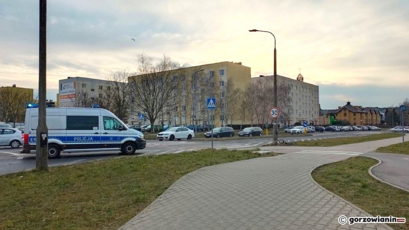 3/4 Potrącenie rowerzysty na Jana Pawła II