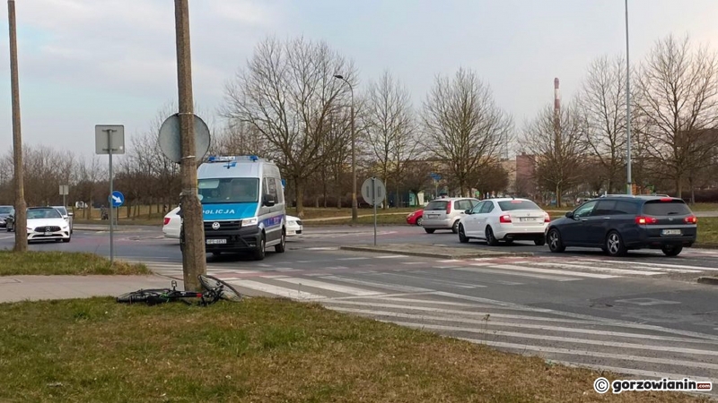 4/4 Potrącenie rowerzysty na Jana Pawła II