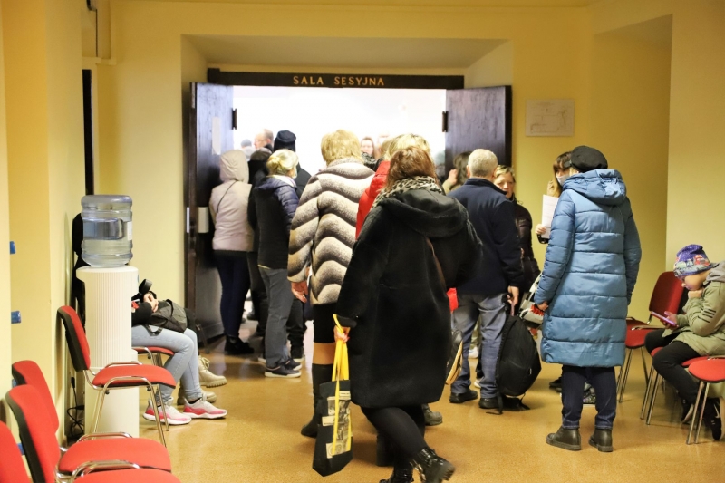 9/10 Punkt wsparcia uchodźców z Ukrainy w sali sesyjnej Urzędu Miasta Gorzowa