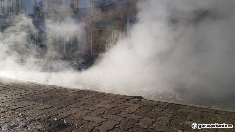 4/8 Awaria sieci ciepłowniczej przy ul. Pocztowej