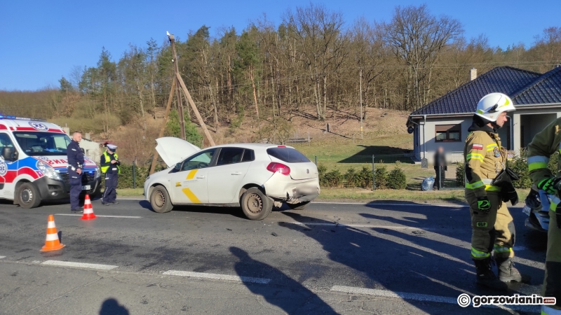 3/4 Wypadek w Bogdańcu. Zderzenie mercedesa i fiata
