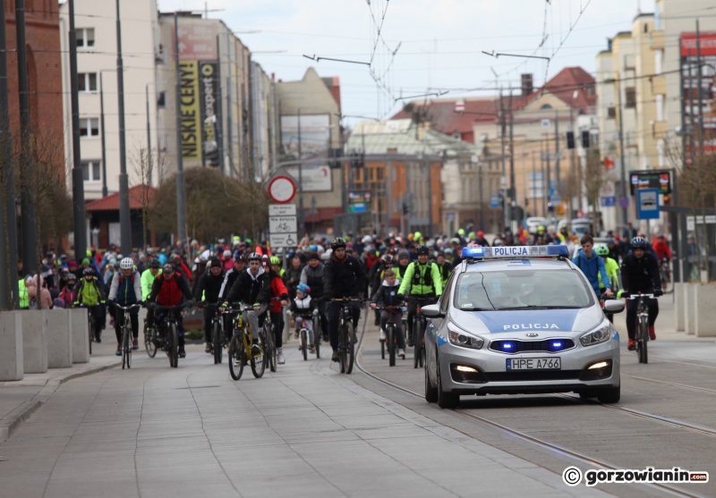 1/28 Wiosenna masa rowerowa - kwiecień 2022