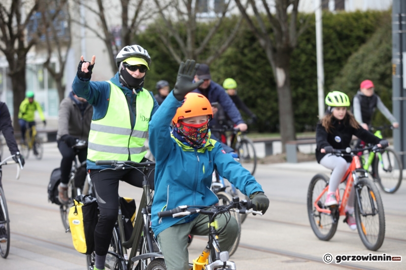 8/28 Wiosenna masa rowerowa - kwiecień 2022
