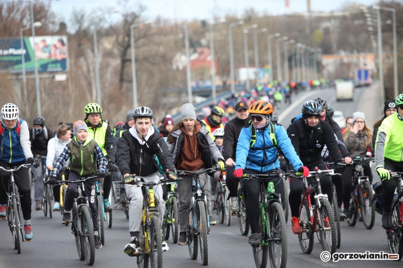 15/28 Wiosenna masa rowerowa - kwiecień 2022