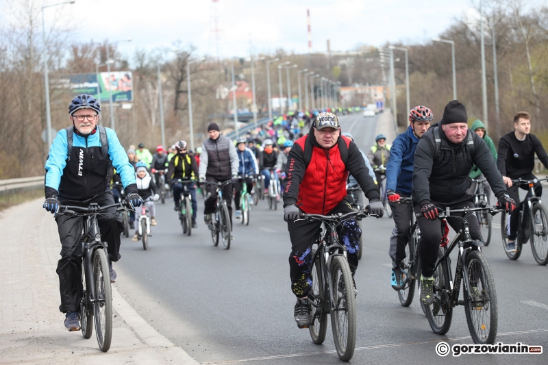 16/28 Wiosenna masa rowerowa - kwiecień 2022
