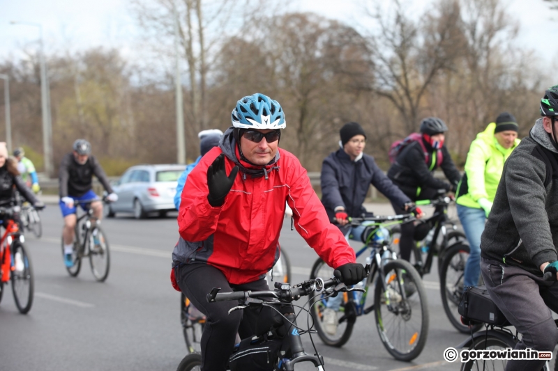 23/28 Wiosenna masa rowerowa - kwiecień 2022