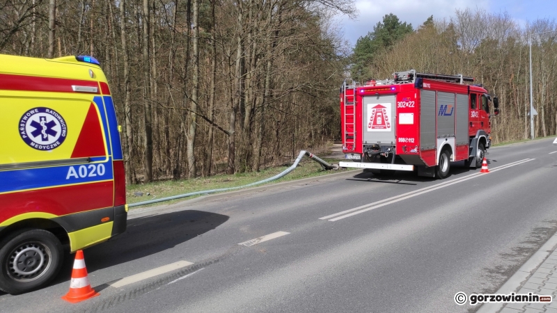 1/3 Obywatelskie zatrzymanie pijanego kierowcy busa. Skosił latarnię i próbował uciekać