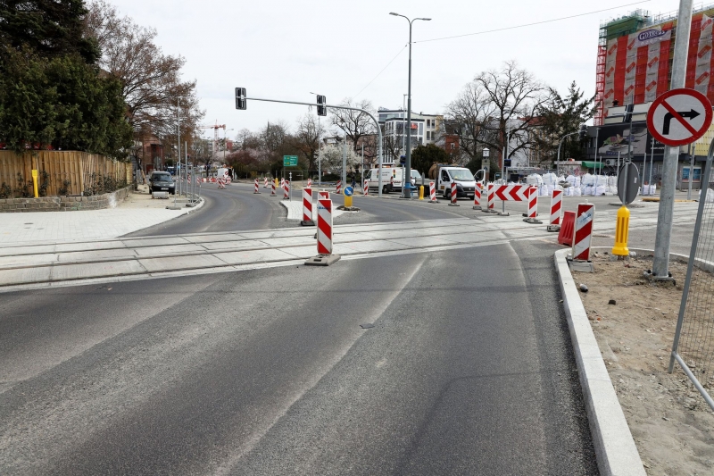 10/34 Postęp prac na Chrobrego i Mieszka I - kwiecień 2022