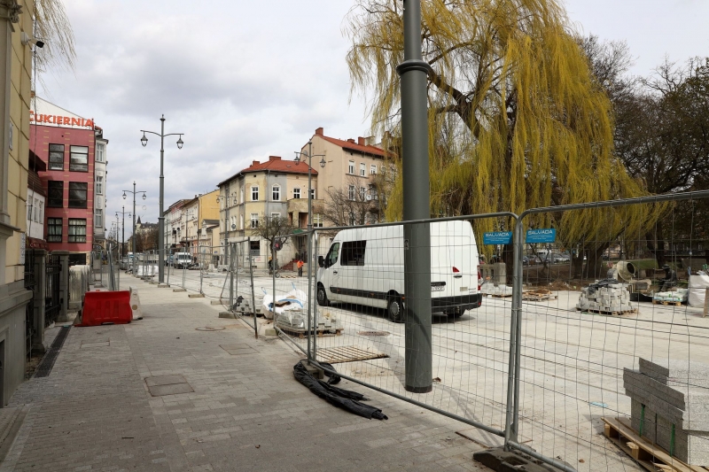 19/34 Postęp prac na Chrobrego i Mieszka I - kwiecień 2022