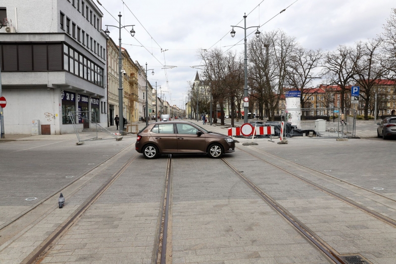 20/34 Postęp prac na Chrobrego i Mieszka I - kwiecień 2022