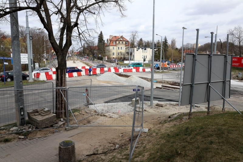 30/34 Postęp prac na Chrobrego i Mieszka I - kwiecień 2022