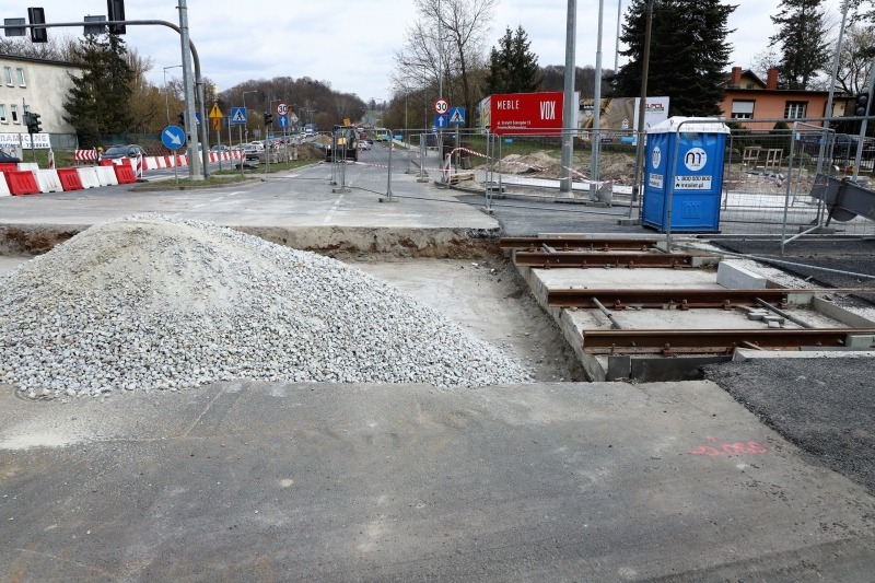 32/34 Postęp prac na Chrobrego i Mieszka I - kwiecień 2022