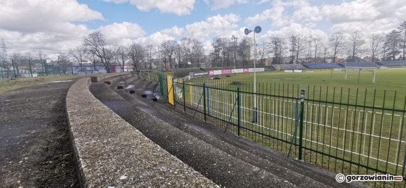 7/15 Stadion piłkarski przy ul. Olimpijskiej