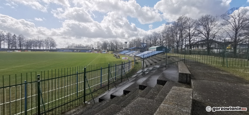 9/15 Stadion piłkarski przy ul. Olimpijskiej