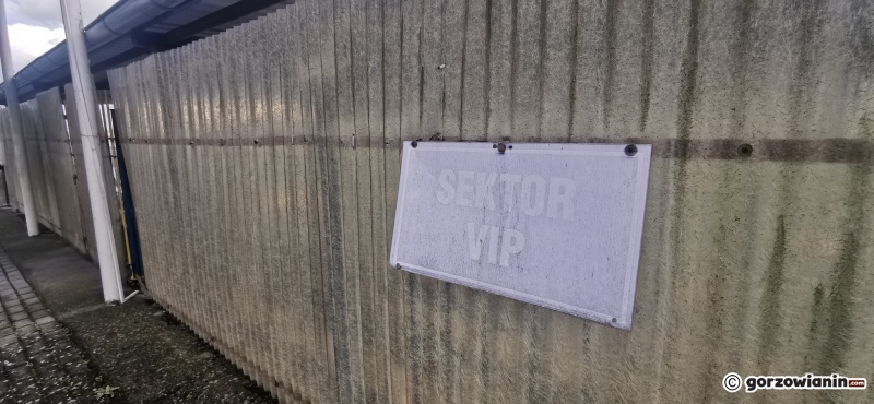 11/15 Stadion piłkarski przy ul. Olimpijskiej