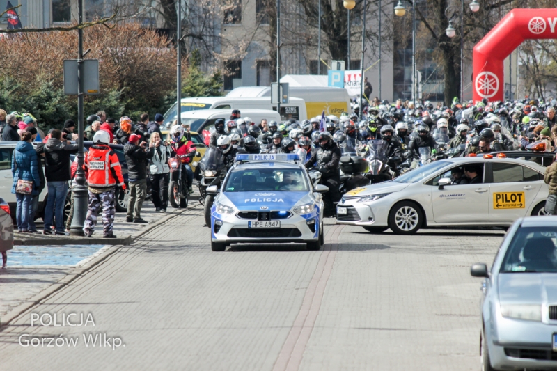 3/7 Motocykliści przejechali przez Gorzów