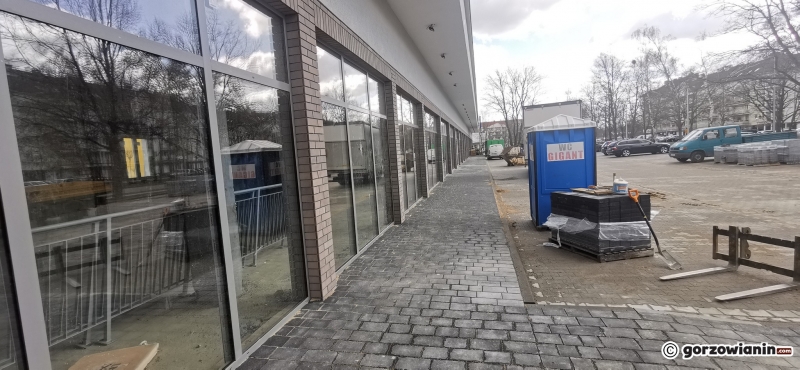 3/5 Park handlowy Londyńska czeka na otwarcie