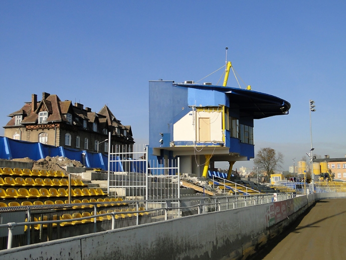 6/22 Przebudowa stadionu im. Edwarda Jancarza 27.10.2010 