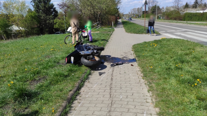 6/6 Zderzenie motocyklisty z chevroletem camaro