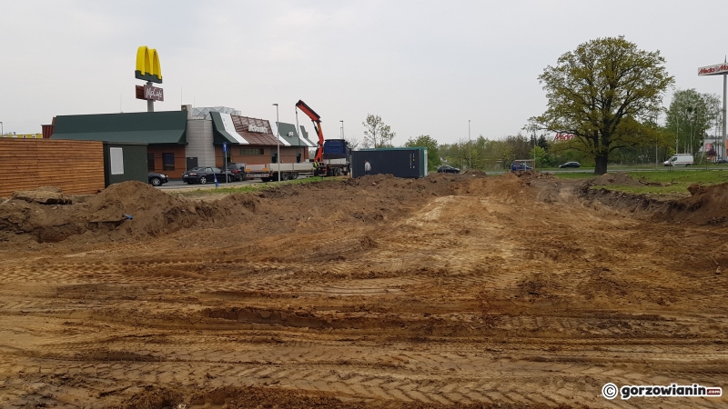 4/7 Ruszyła budowa Netto przy ul. Myśliborskiej