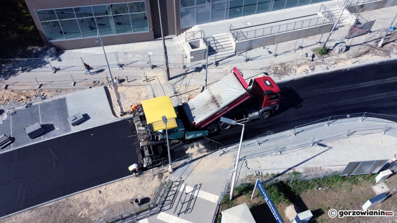 5/6 Jest już asfalt na całym odcinku Spichrzowej