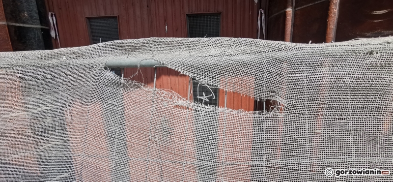 7/7 Budynek Łaźni - obraz nędzy i rozpaczy