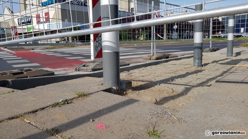 3/5 Przebudowa przejazdu rowerowego na Kombatantów