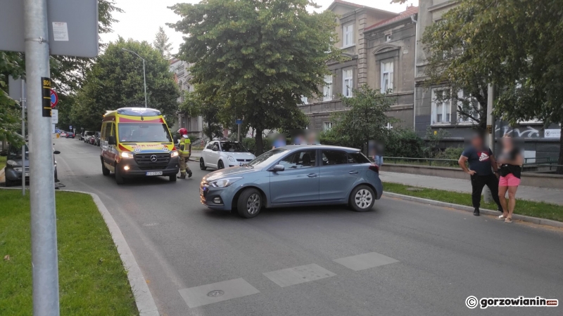 3/4 Pijany mężczyzna na dachu kamienicy przy Borowskiego