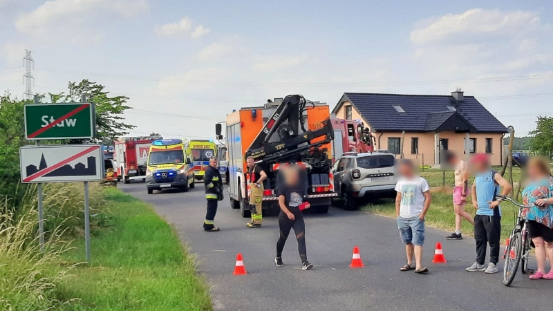 6/6 Czołówka volkswagena i audi w Stawie