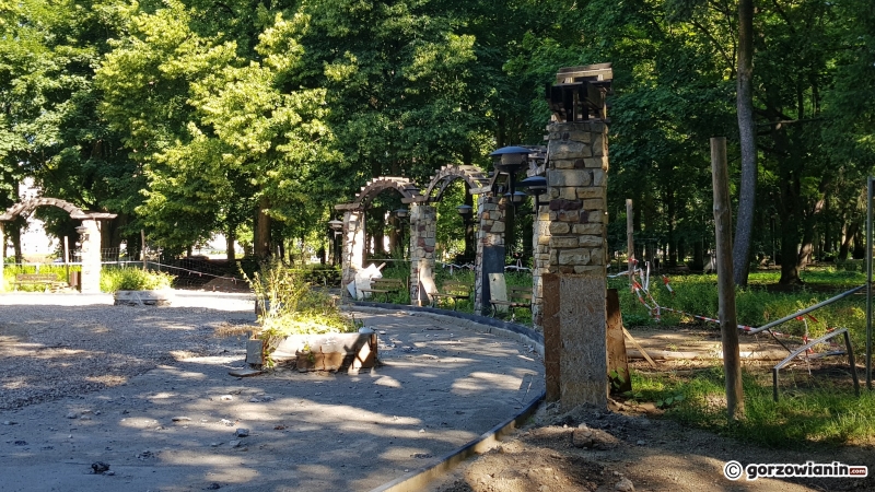 7/8 Remont fontanny w parku Kopernika 