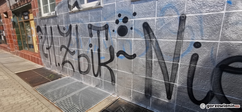 3/5 Zniszczone mury Łaźni Miejskiej