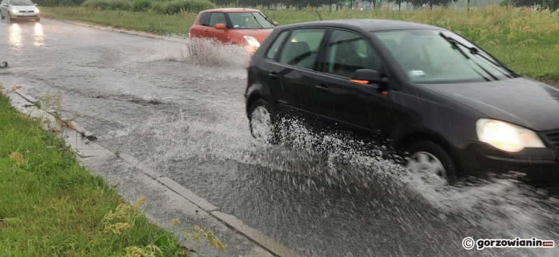 11/20 Burza przeszła przez Gorzów. Jak zwykle zalało wiele ulic