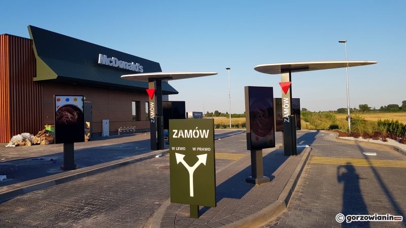 3/9 McDonald's przy Kasprzaka czeka na otwarcie