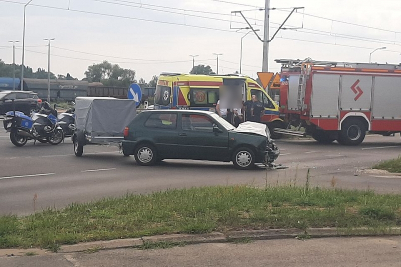 7/7 Dachowanie policyjnego radiowozu przy Al. 11 Listopada